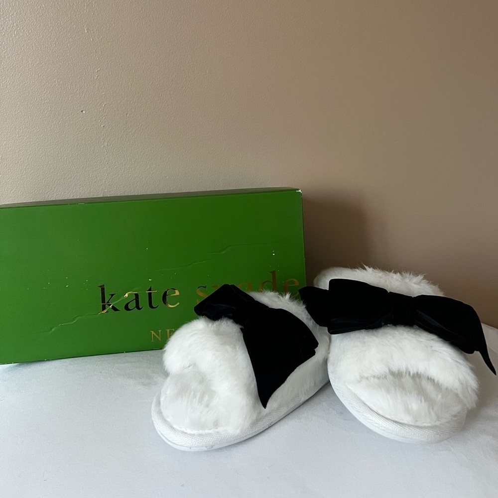 kate spade White Faux Fur Slides with Black Velvet Bows Size 7/8